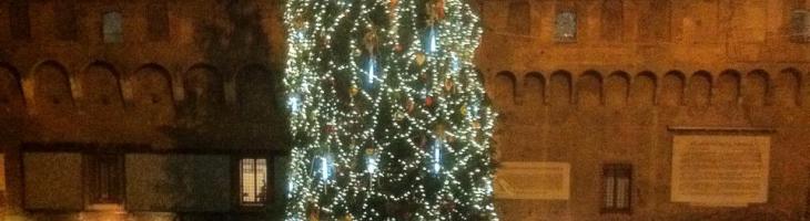 Immagine per L'albero di Natale storto