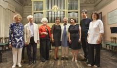 Muhammed Yunus con i Partners del progetto 